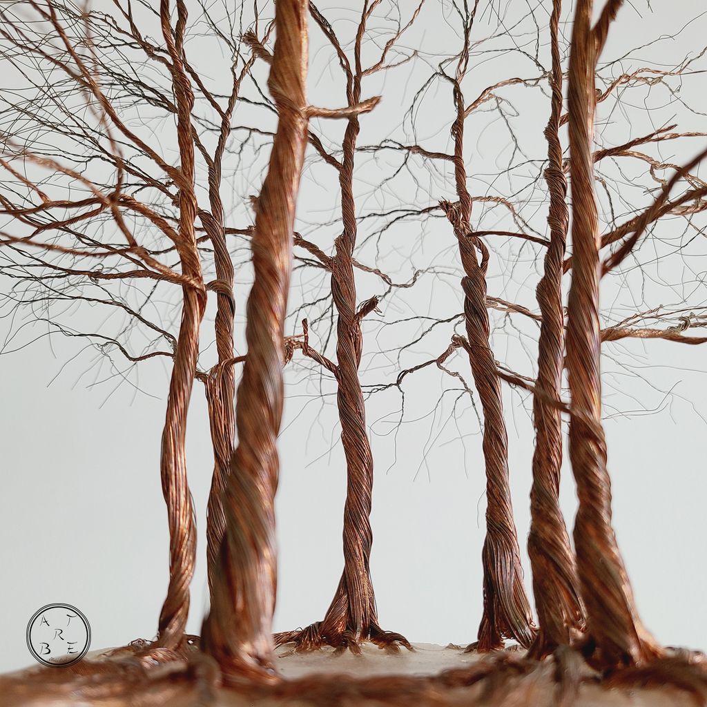 sculpture d'arbre métalique